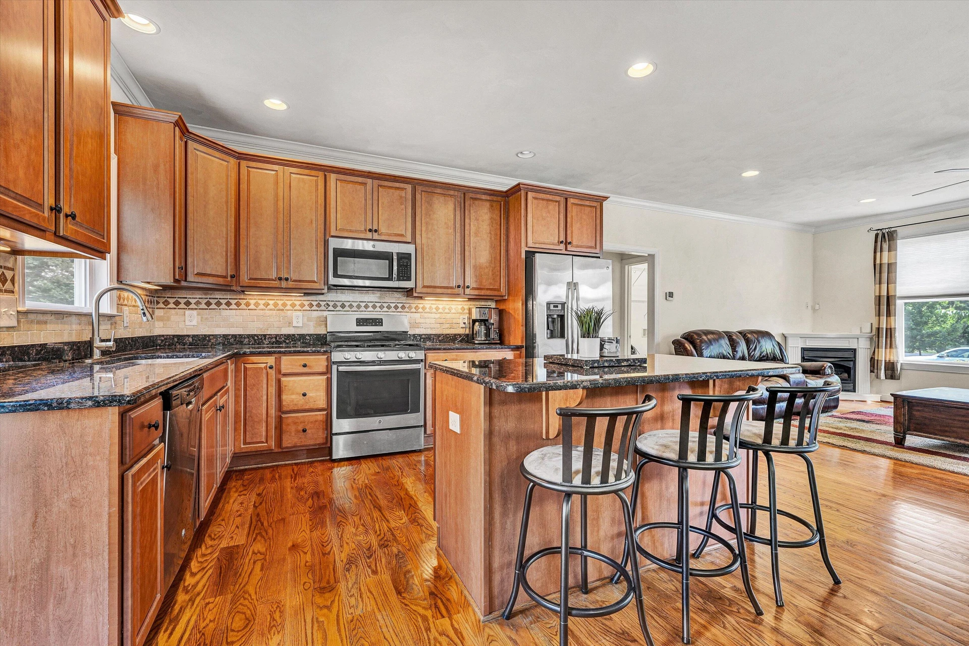 5036 Buffalo CIR - Photo 8