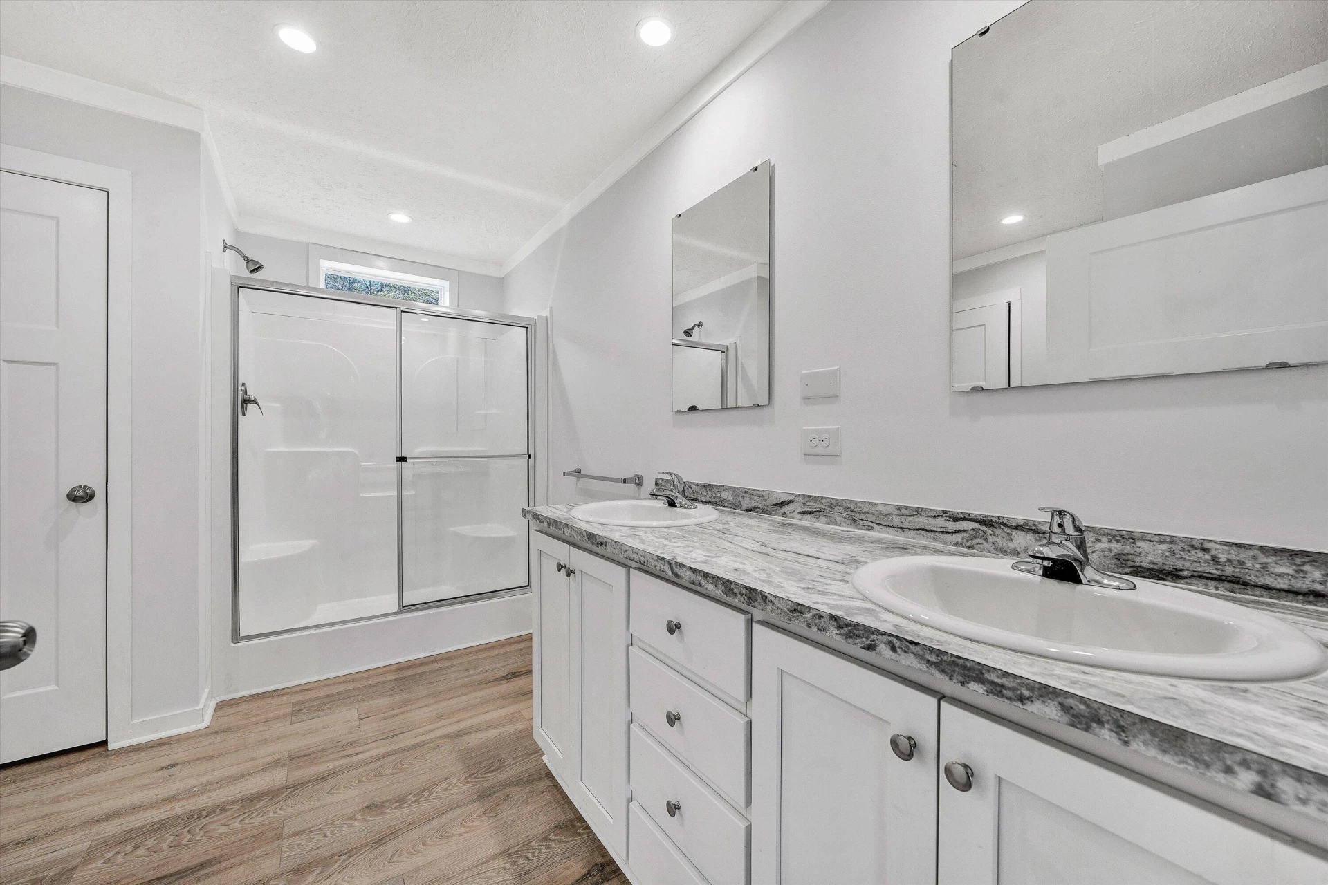 971 Waters Edge DR - Photo 14