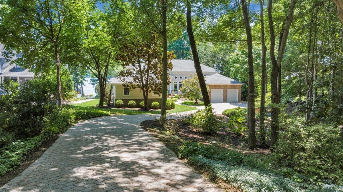 574 Waverly LN - Photo 116