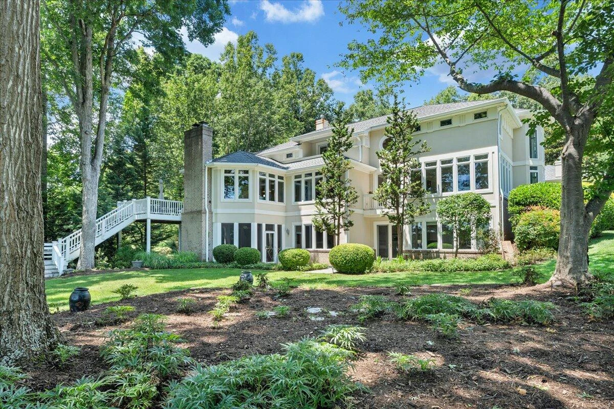 574 Waverly LN - Photo 13