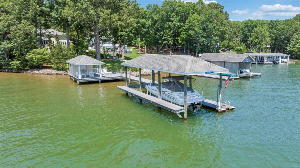 574 Waverly LN - Photo 151