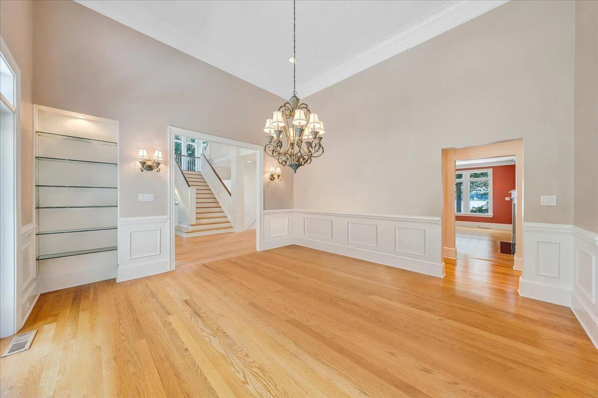 574 Waverly LN - Photo 16