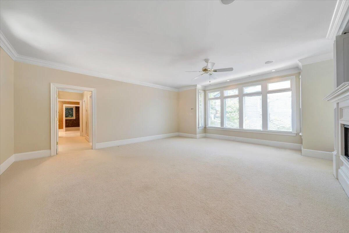 574 Waverly LN - Photo 25