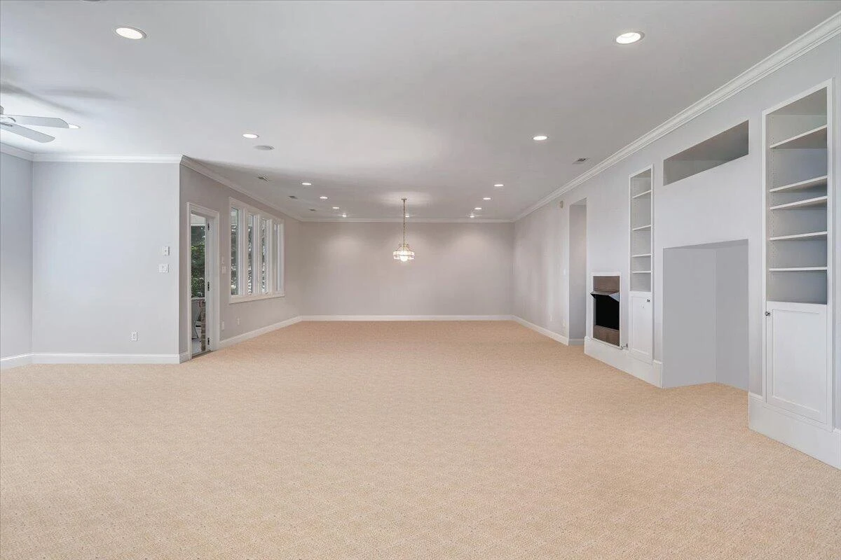574 Waverly LN - Photo 31