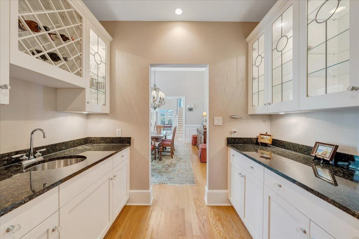 574 Waverly LN - Photo 42