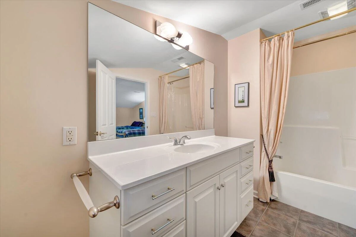 574 Waverly LN - Photo 68