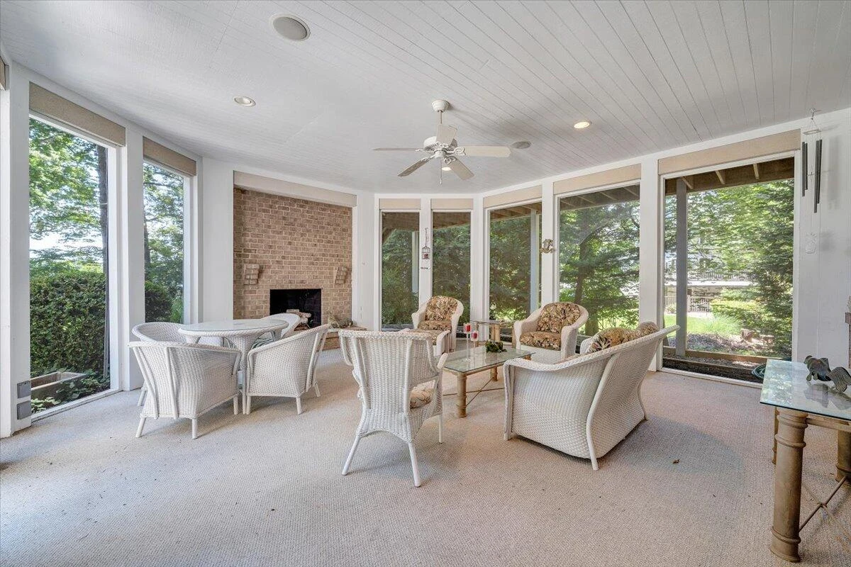574 Waverly LN - Photo 83
