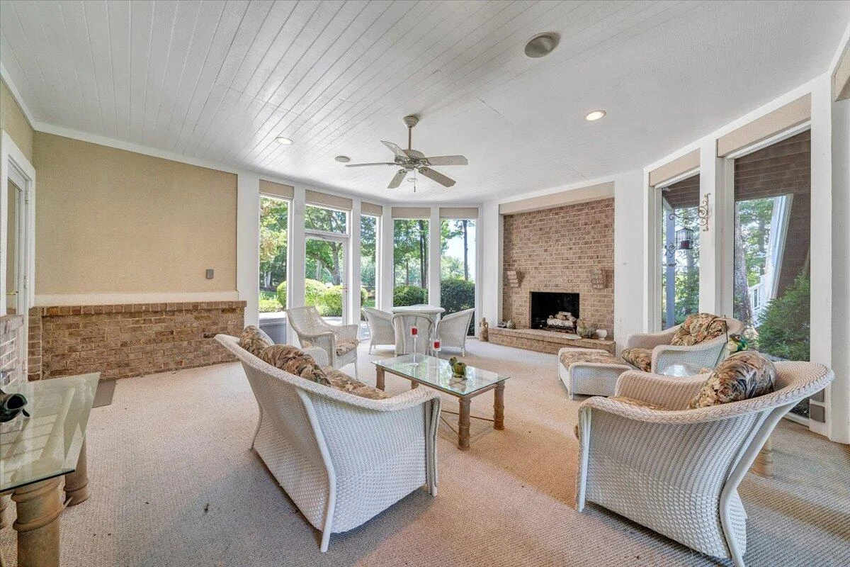 574 Waverly LN - Photo 84