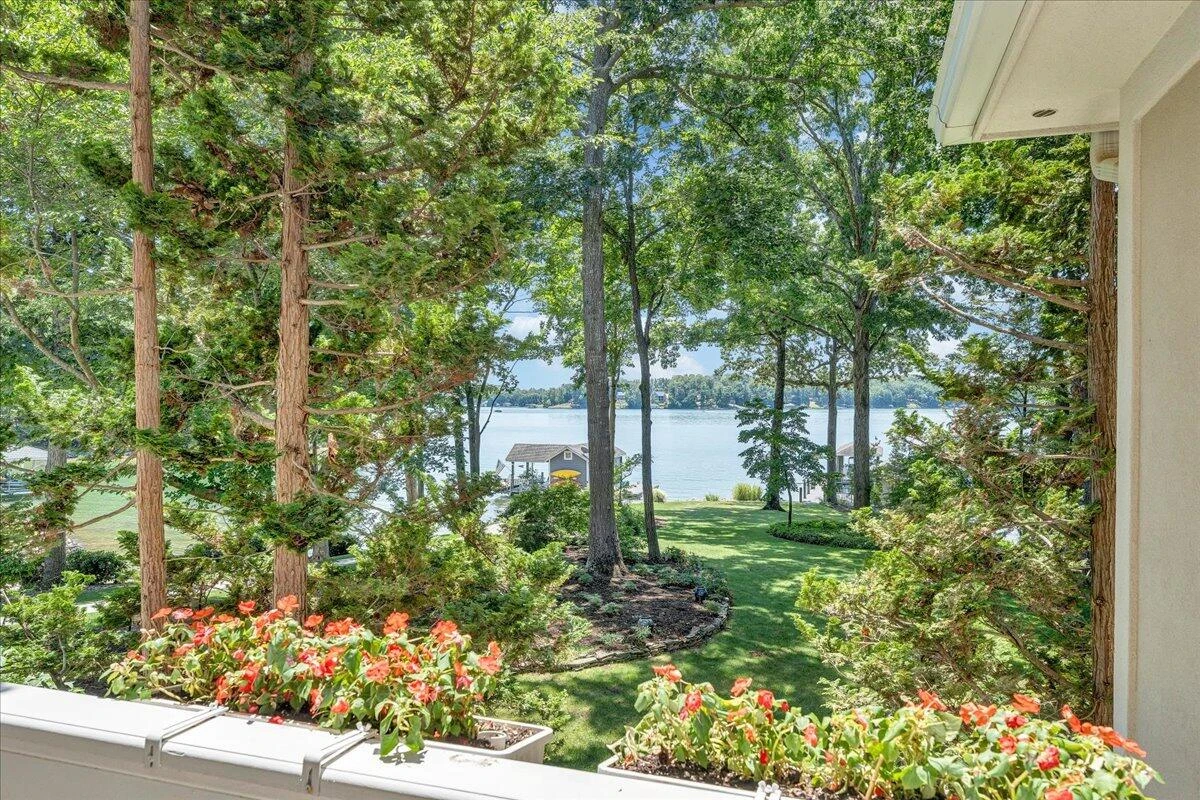 574 Waverly LN - Photo 88