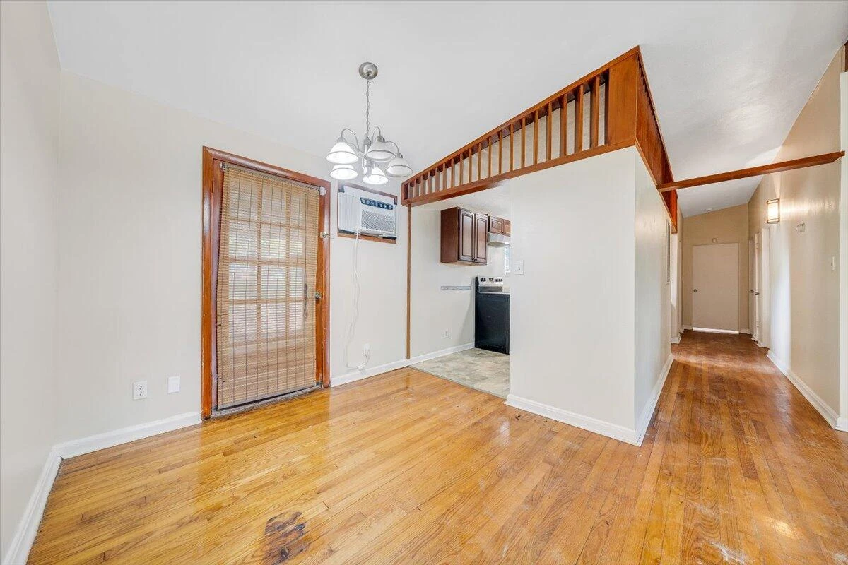 1046 Silverwood RD NW - Photo 9