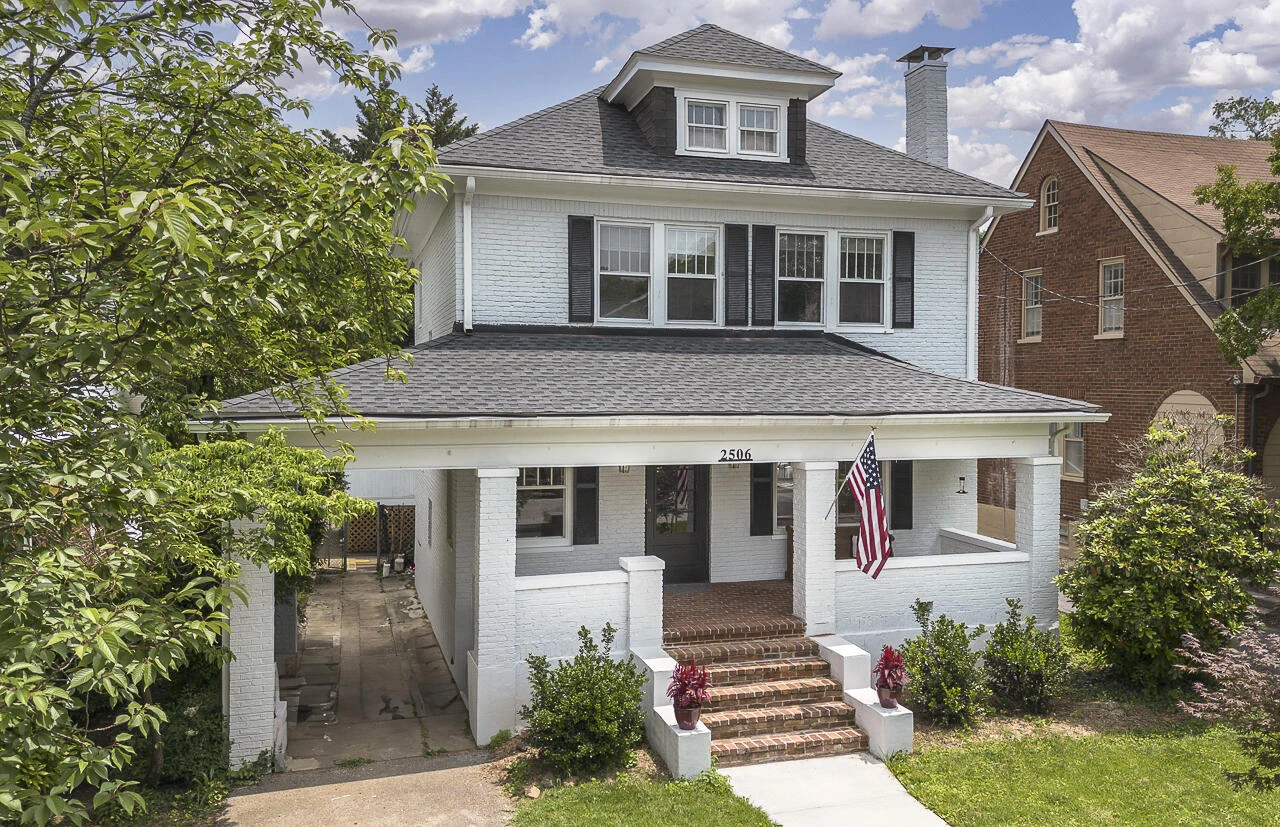 2506 Rosalind AVE SW - Photo 3
