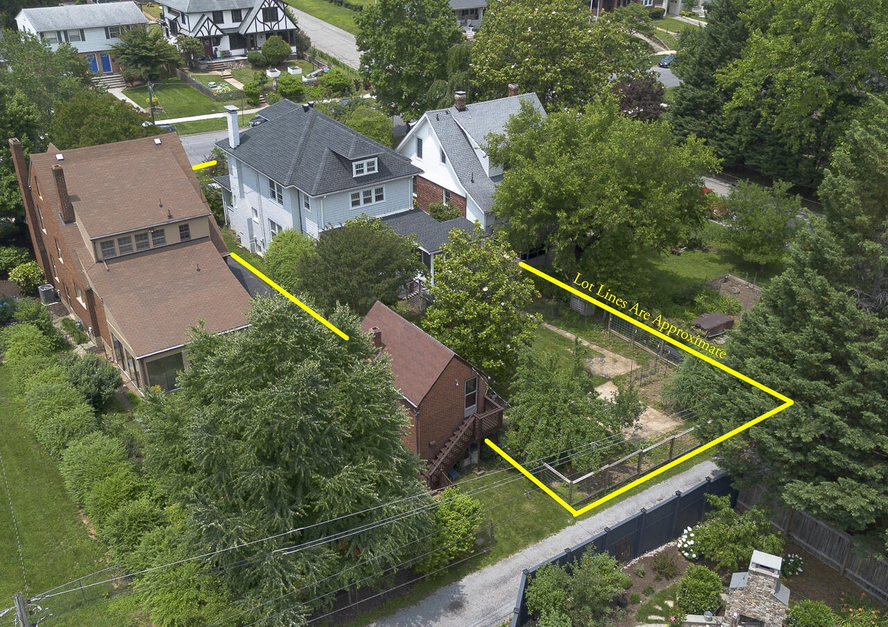 2506 Rosalind AVE SW - Photo 7