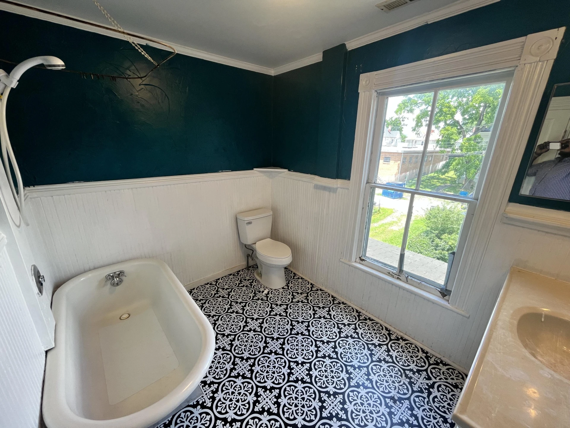 405 Mountain AVE SW - Photo 10