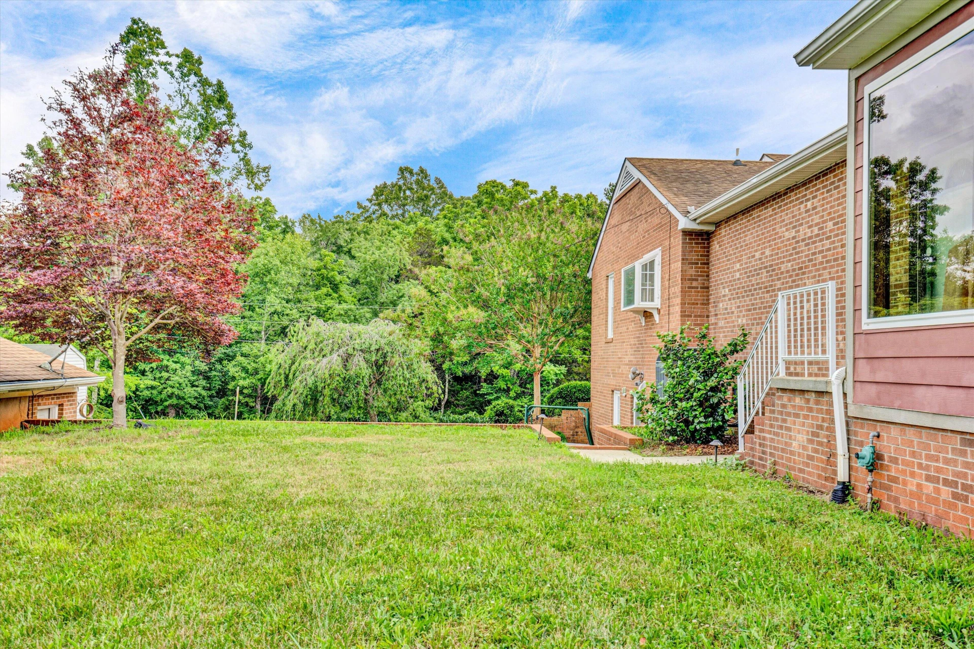 581 Ben Annie RD - Photo 43