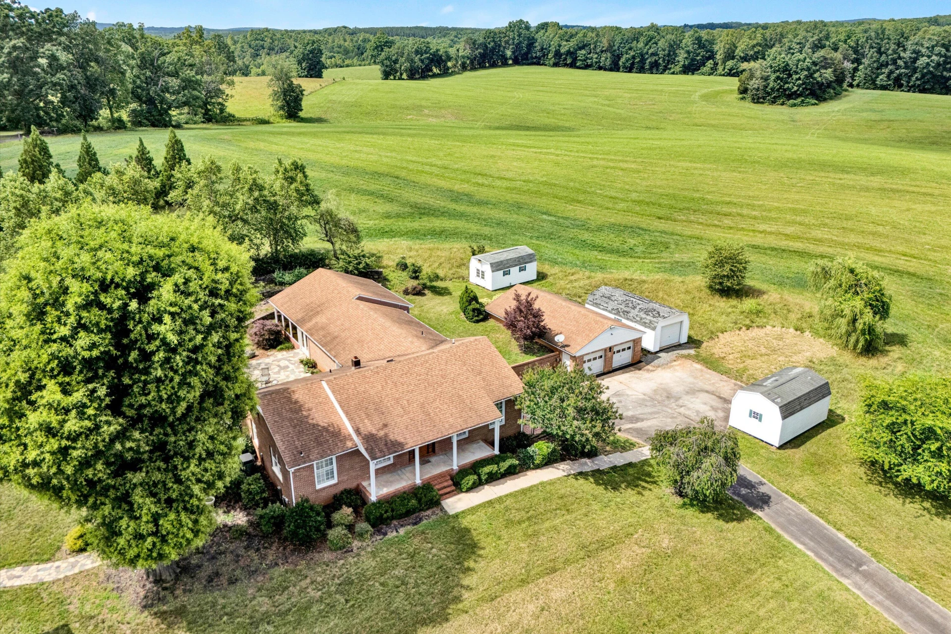 581 Ben Annie RD - Photo 51