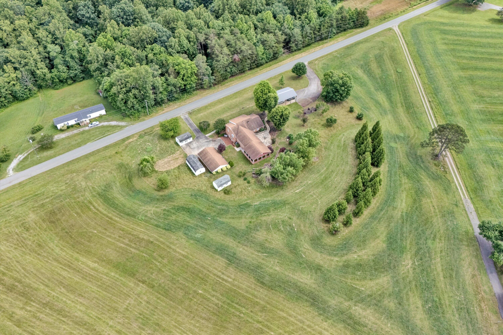 581 Ben Annie RD - Photo 56