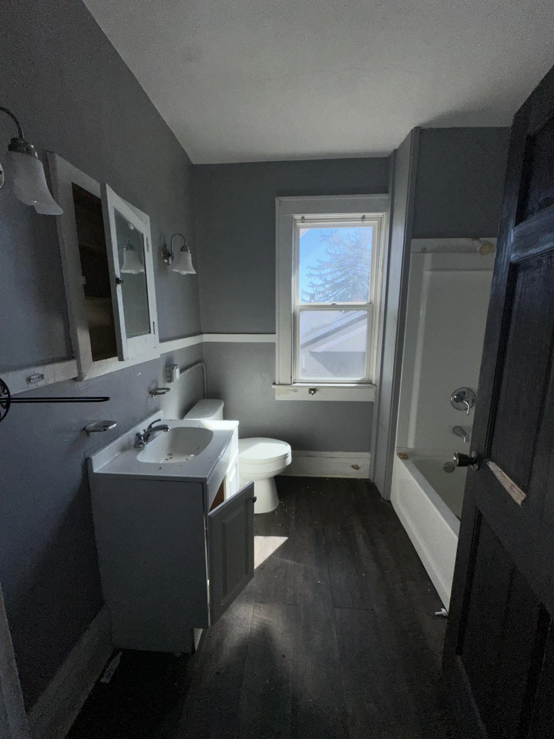 2229 Hanover AVE NW - Photo 2