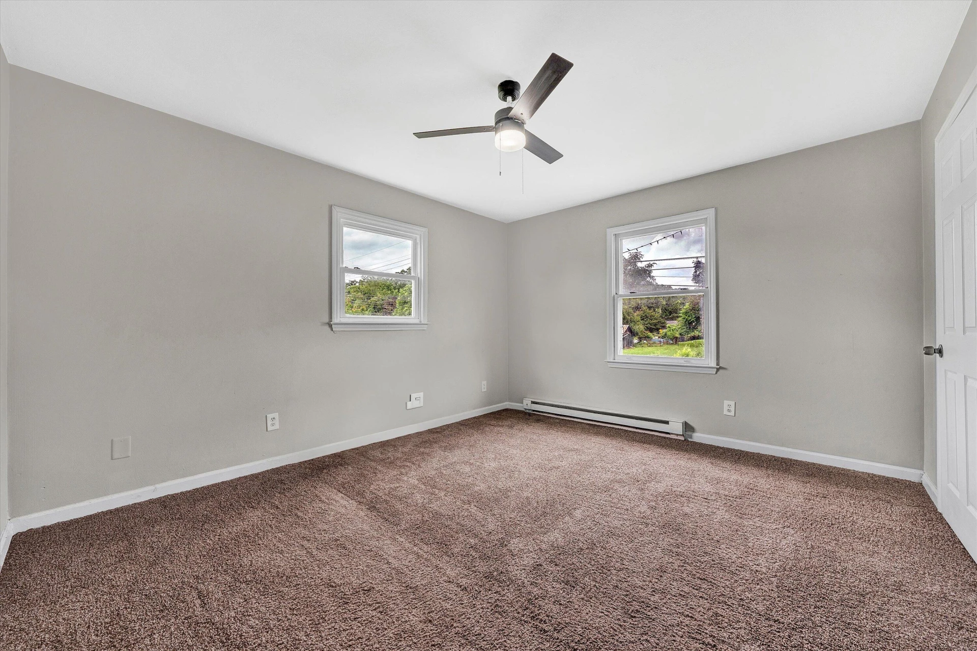 707 Bibb ST NE - Photo 17