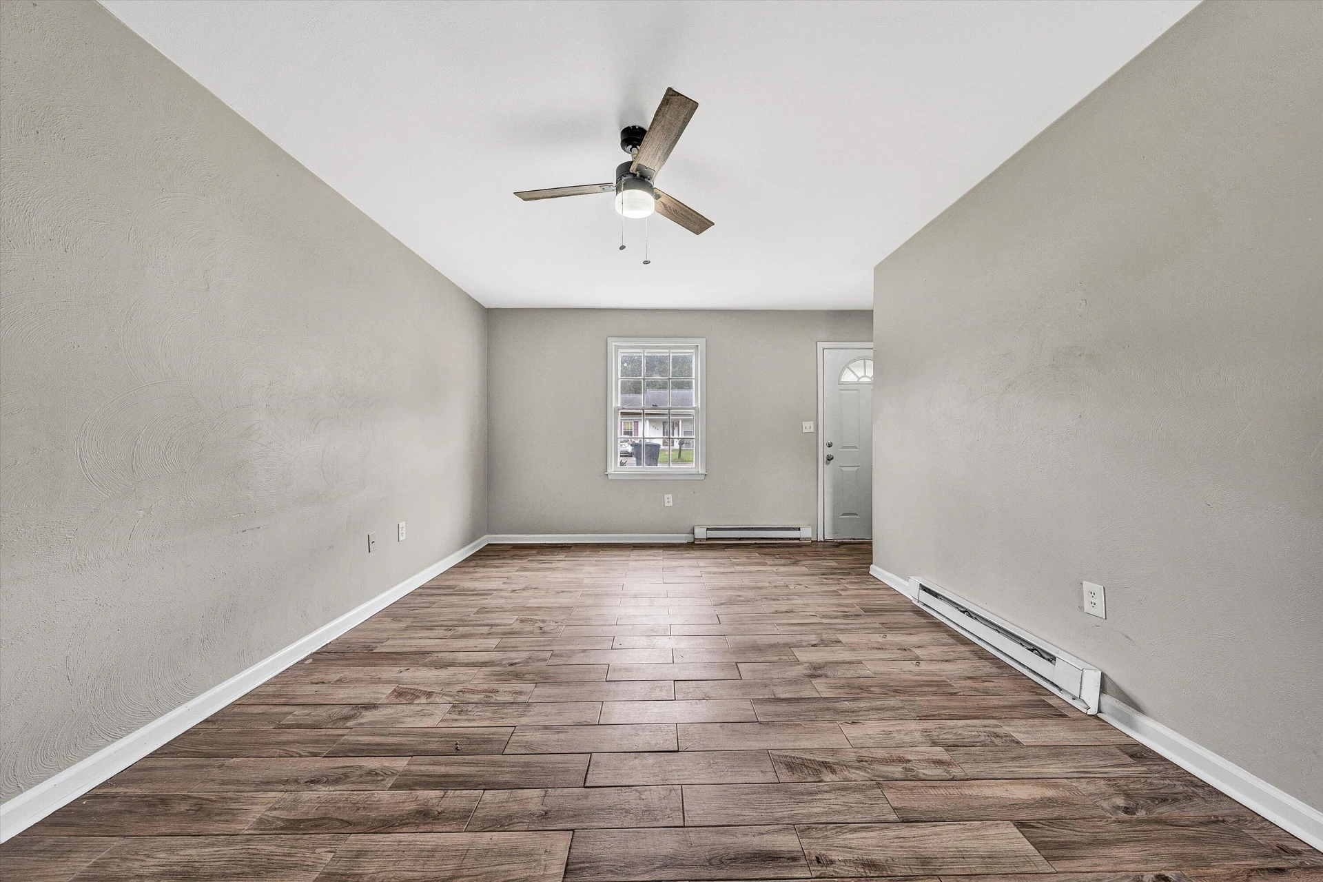 707 Bibb ST NE - Photo 8