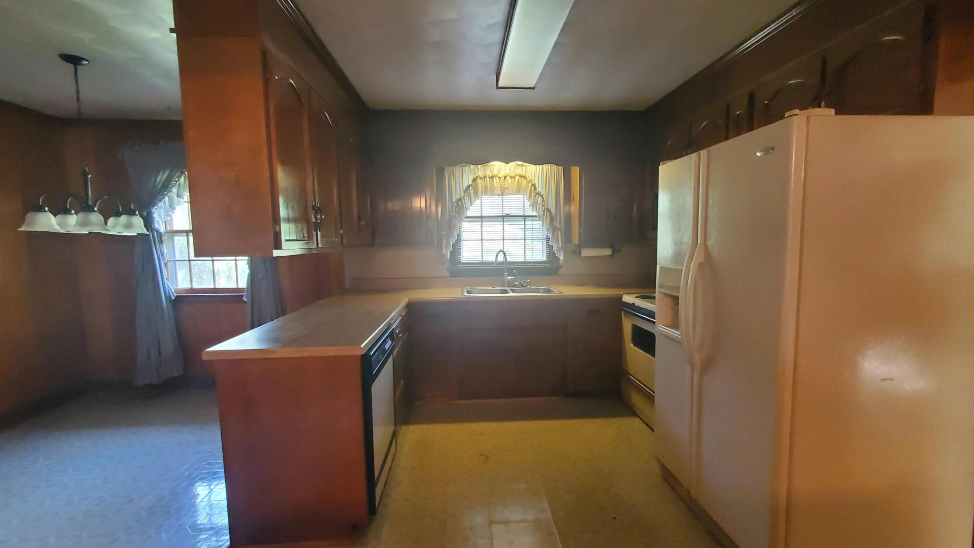 1359 Longview DR - Photo 11