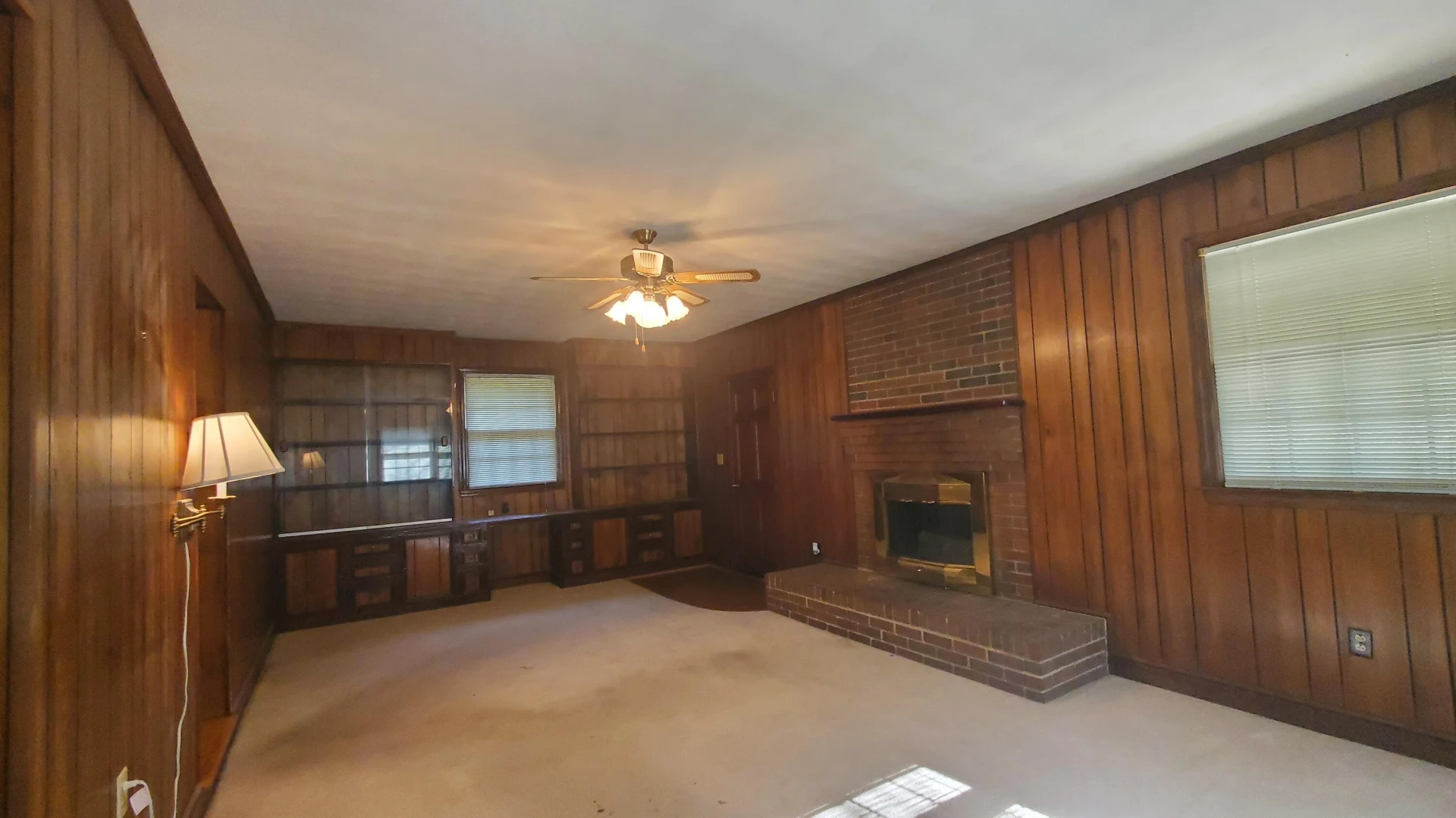 1359 Longview DR - Photo 6