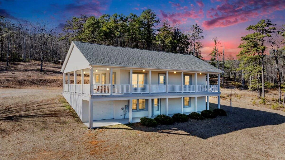 2534 Paris Mountain RD