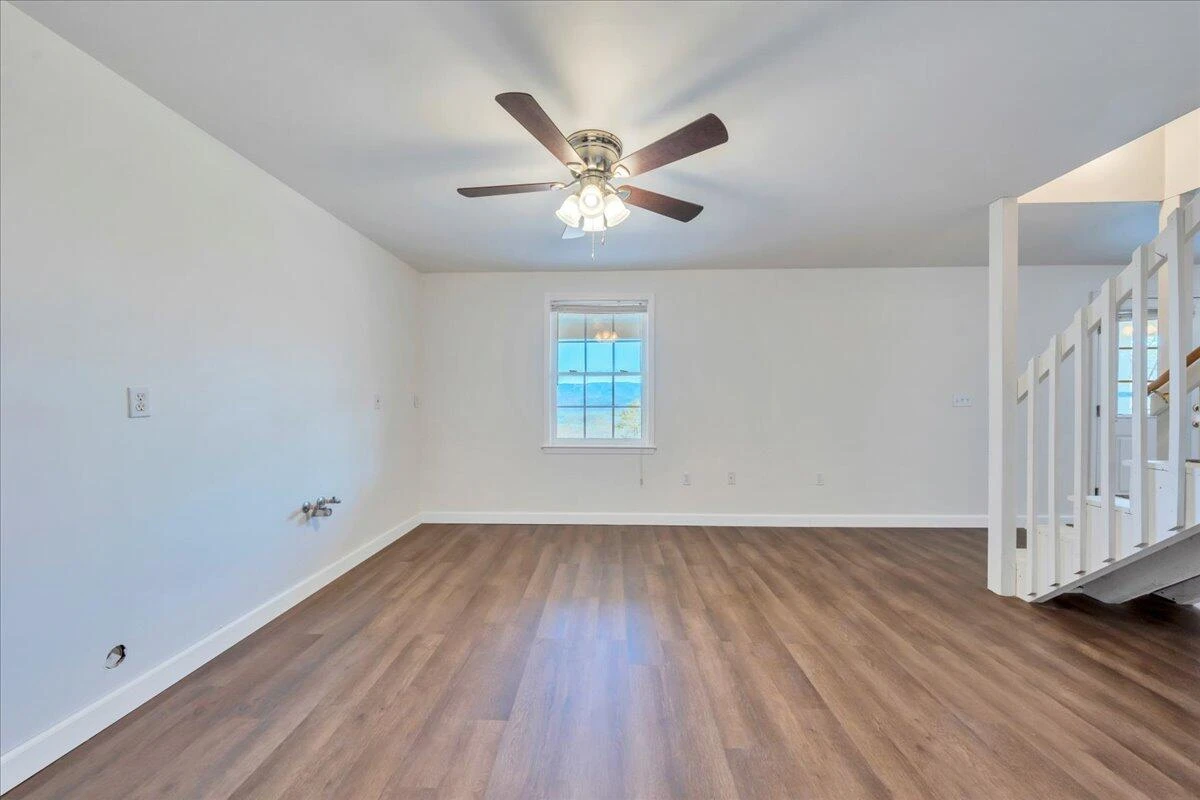 2534 Paris Mountain RD - Photo 30
