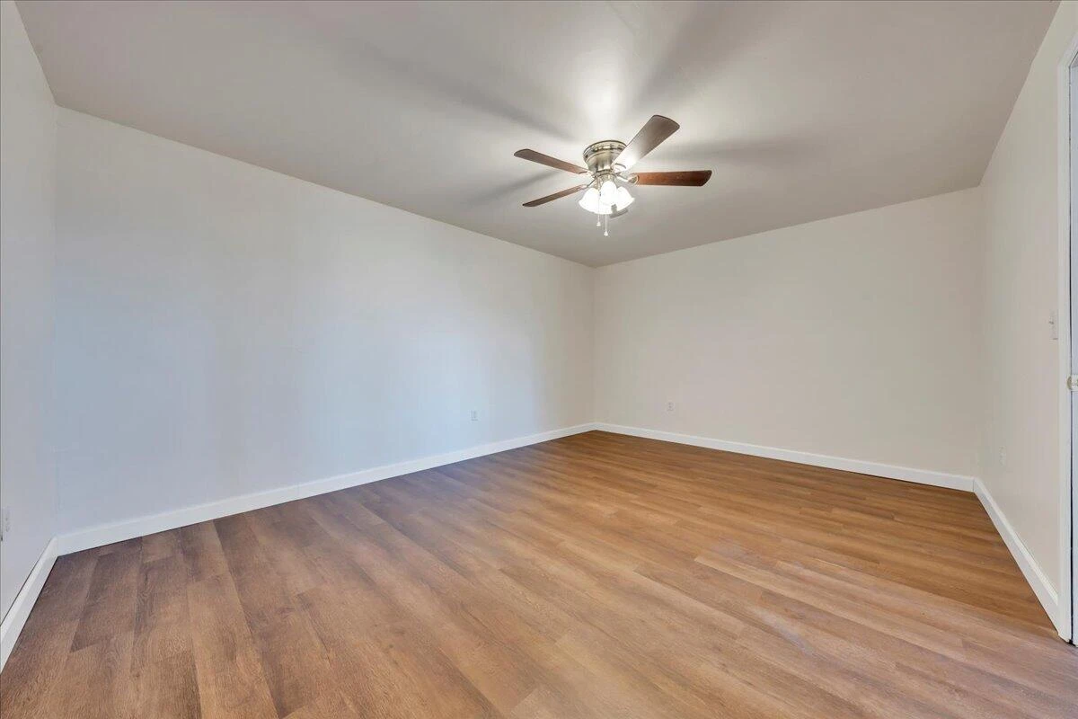 2534 Paris Mountain RD - Photo 31