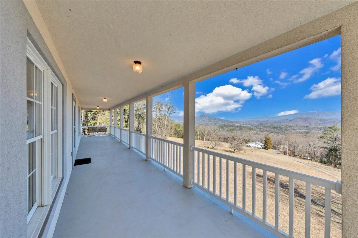 2534 Paris Mountain RD - Photo 36