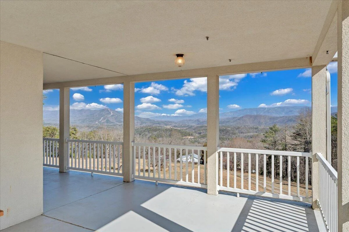 2534 Paris Mountain RD - Photo 40