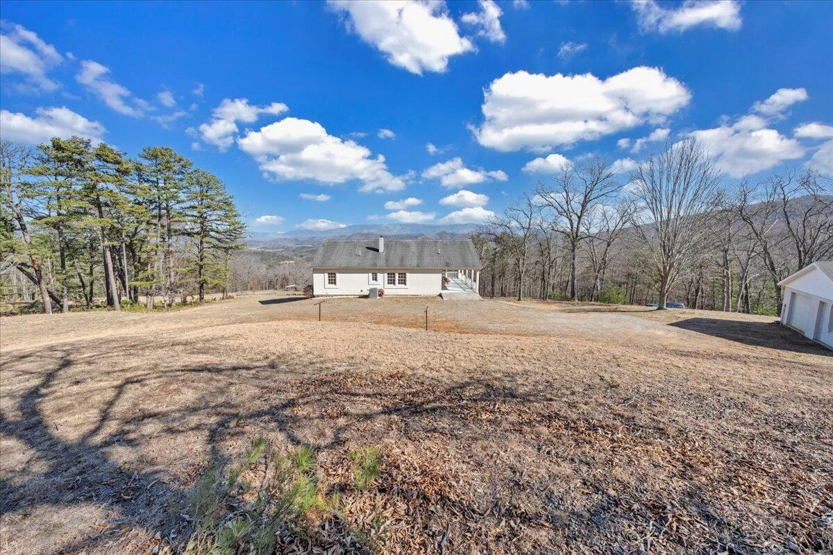 2534 Paris Mountain RD - Photo 52