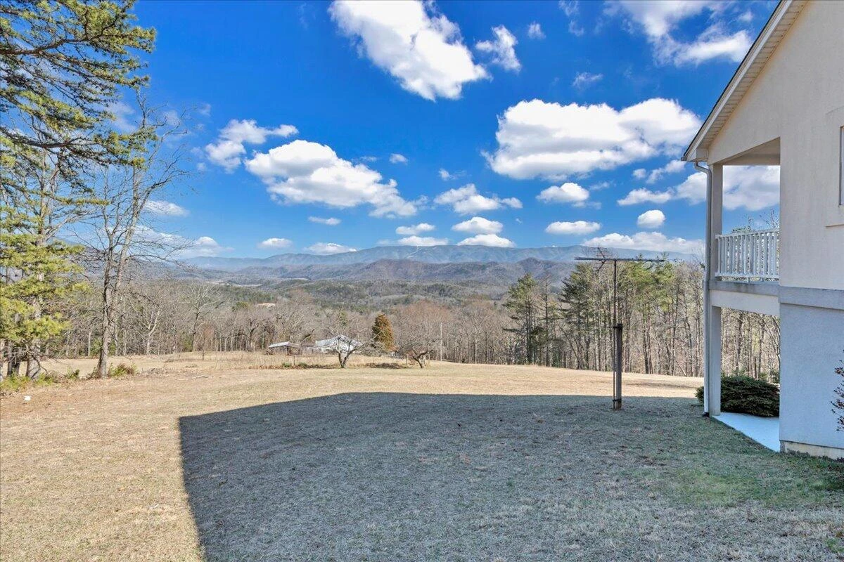 2534 Paris Mountain RD - Photo 55