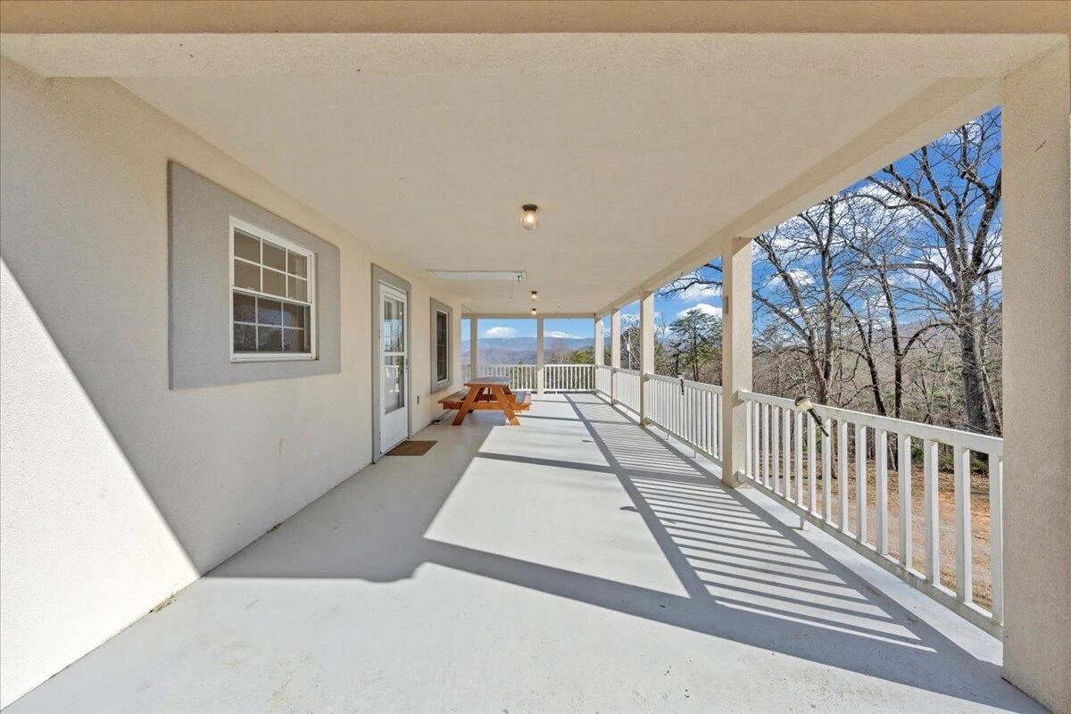 2534 Paris Mountain RD - Photo 6