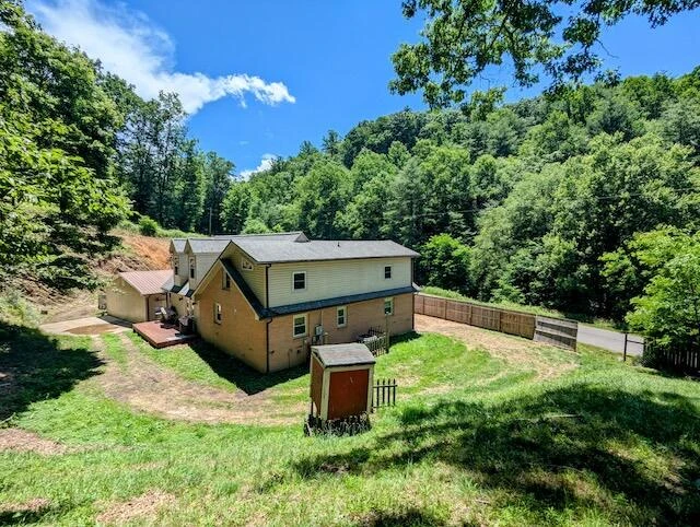 221 Camp Creek RD NW - Photo 9