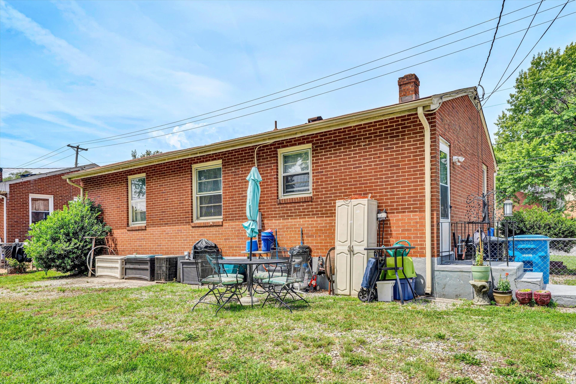 3843 Plantation RD NE - Photo 21