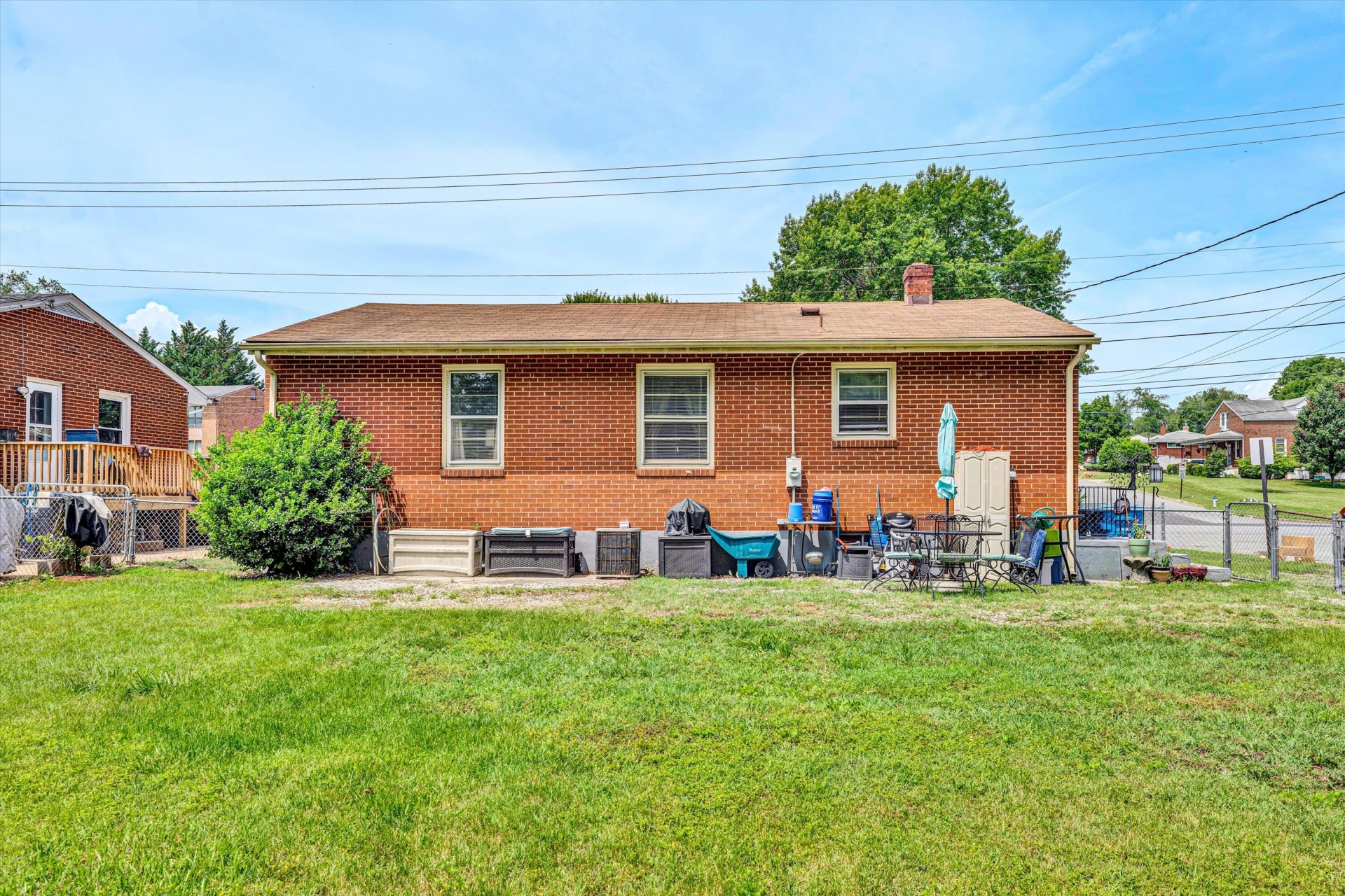 3843 Plantation RD NE - Photo 23