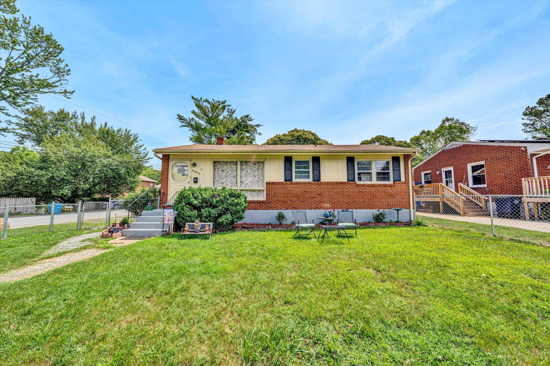 3843 Plantation RD NE - Photo 27