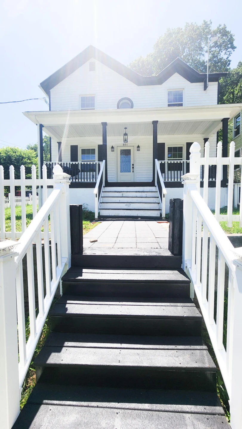 801 Concord ST - Photo 4