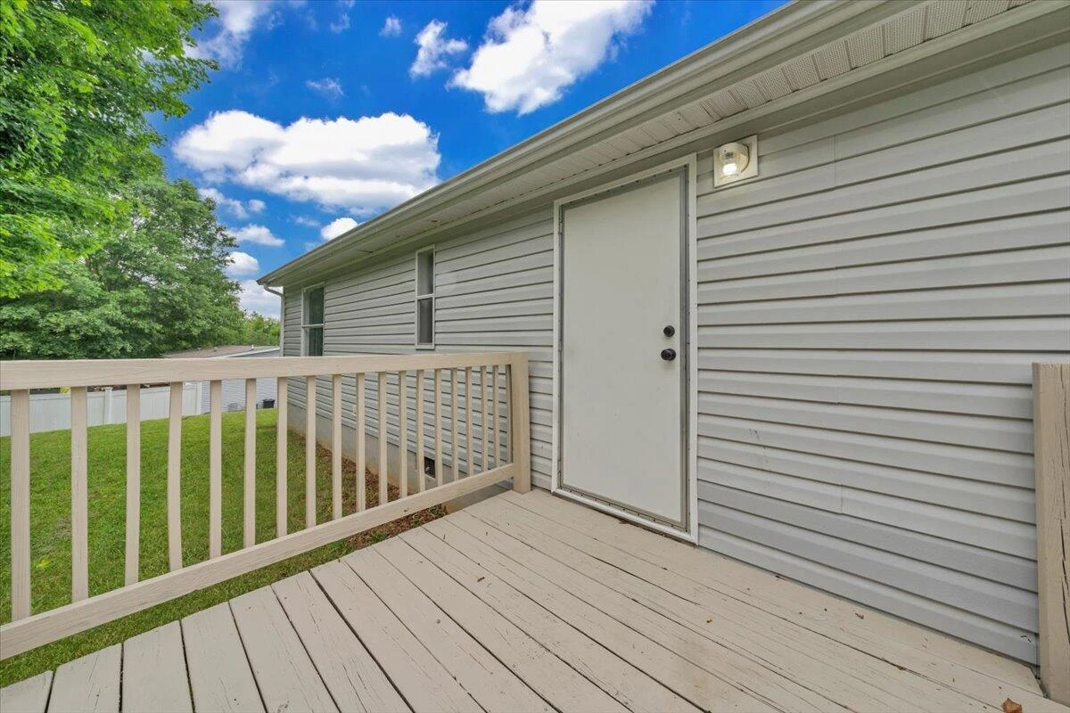 1631 Blue Spruce DR - Photo 21