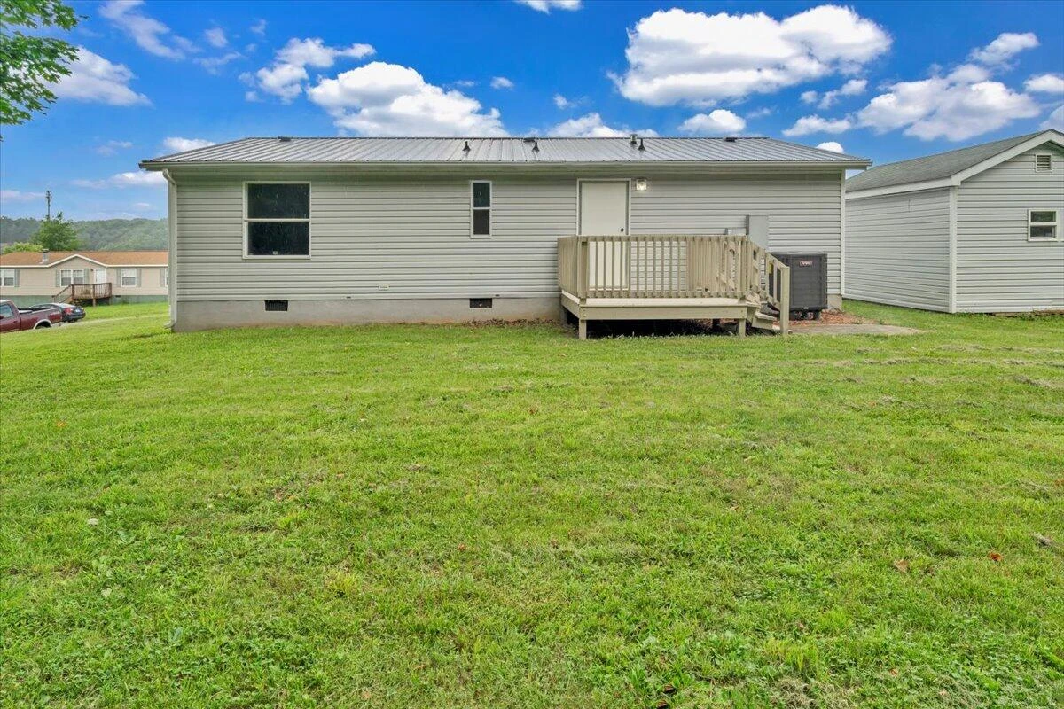 1631 Blue Spruce DR - Photo 22