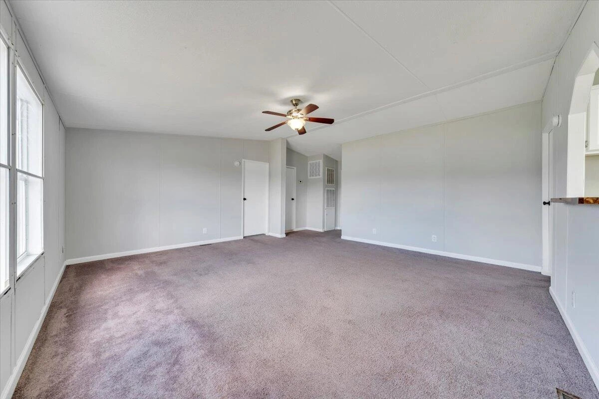 1631 Blue Spruce DR - Photo 3