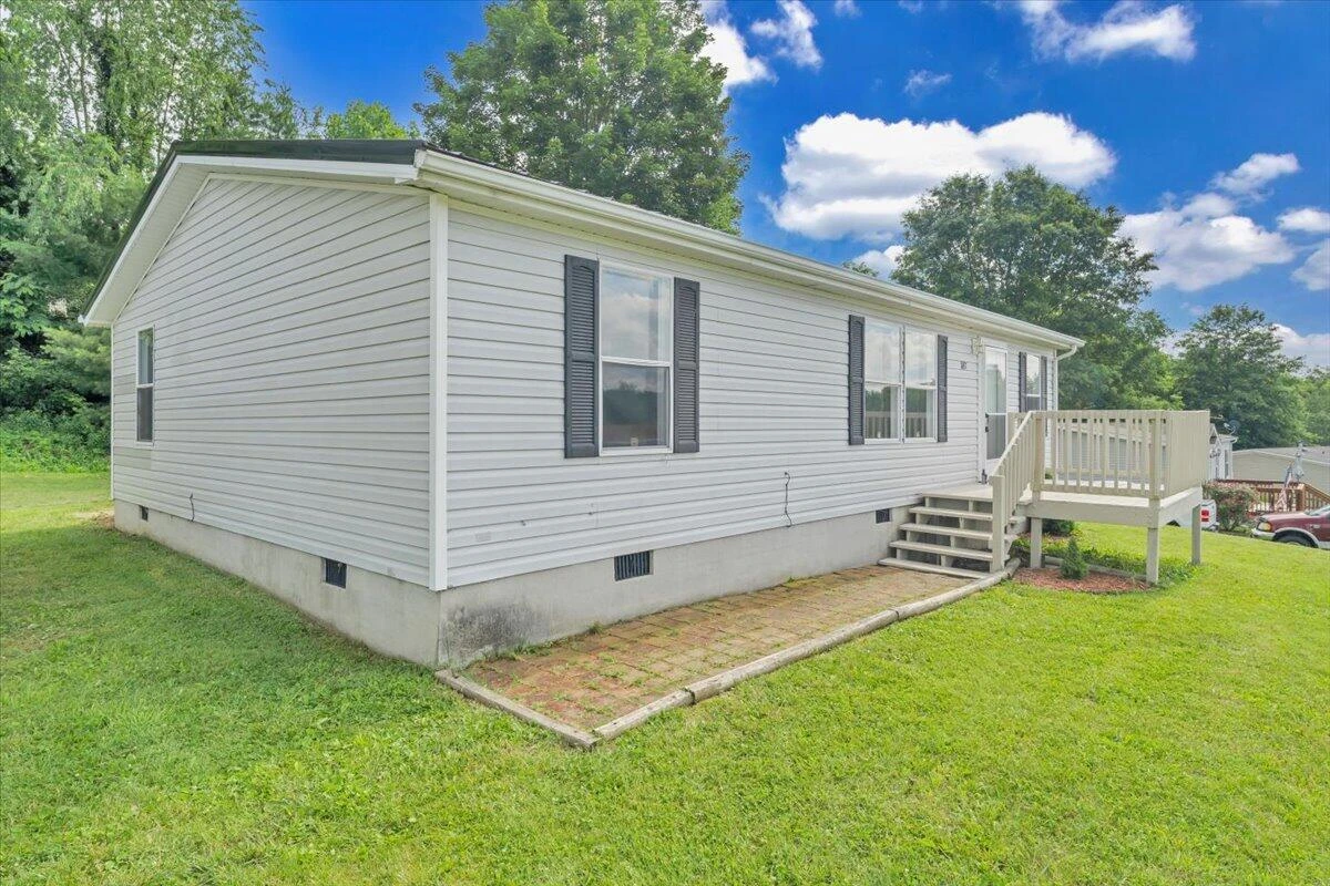 1631 Blue Spruce DR - Photo 30