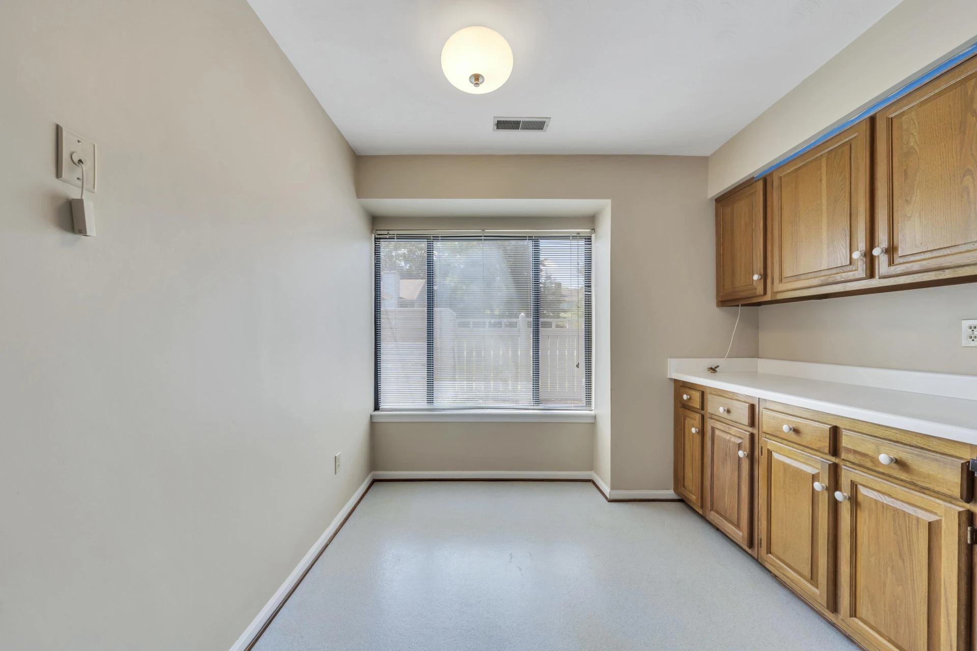 2404 Post Oak RD - Photo 9