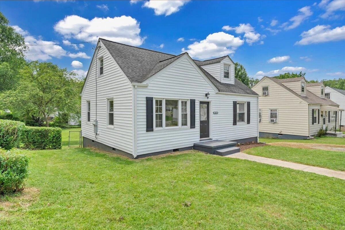 2637 Cornell DR NW - Photo 14