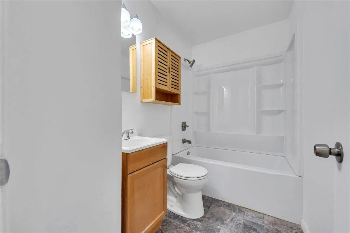2637 Cornell DR NW - Photo 6
