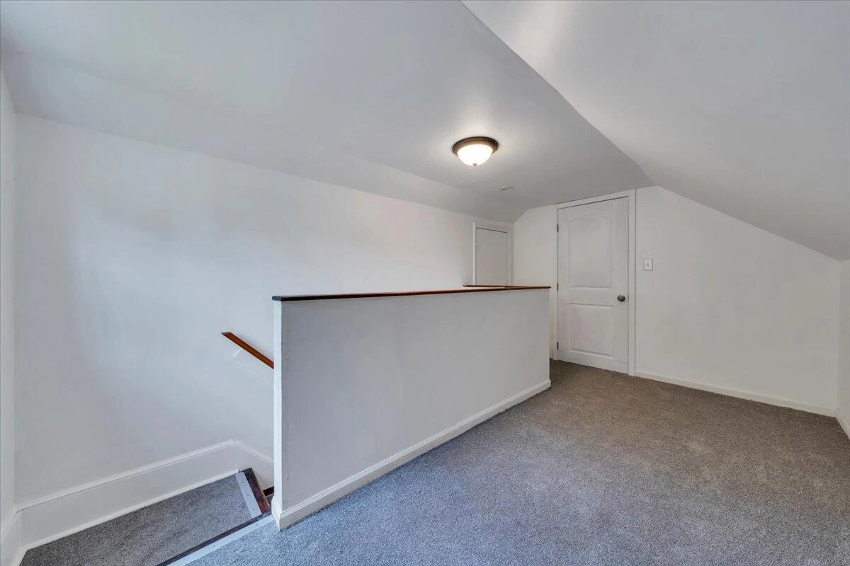 2637 Cornell DR NW - Photo 9