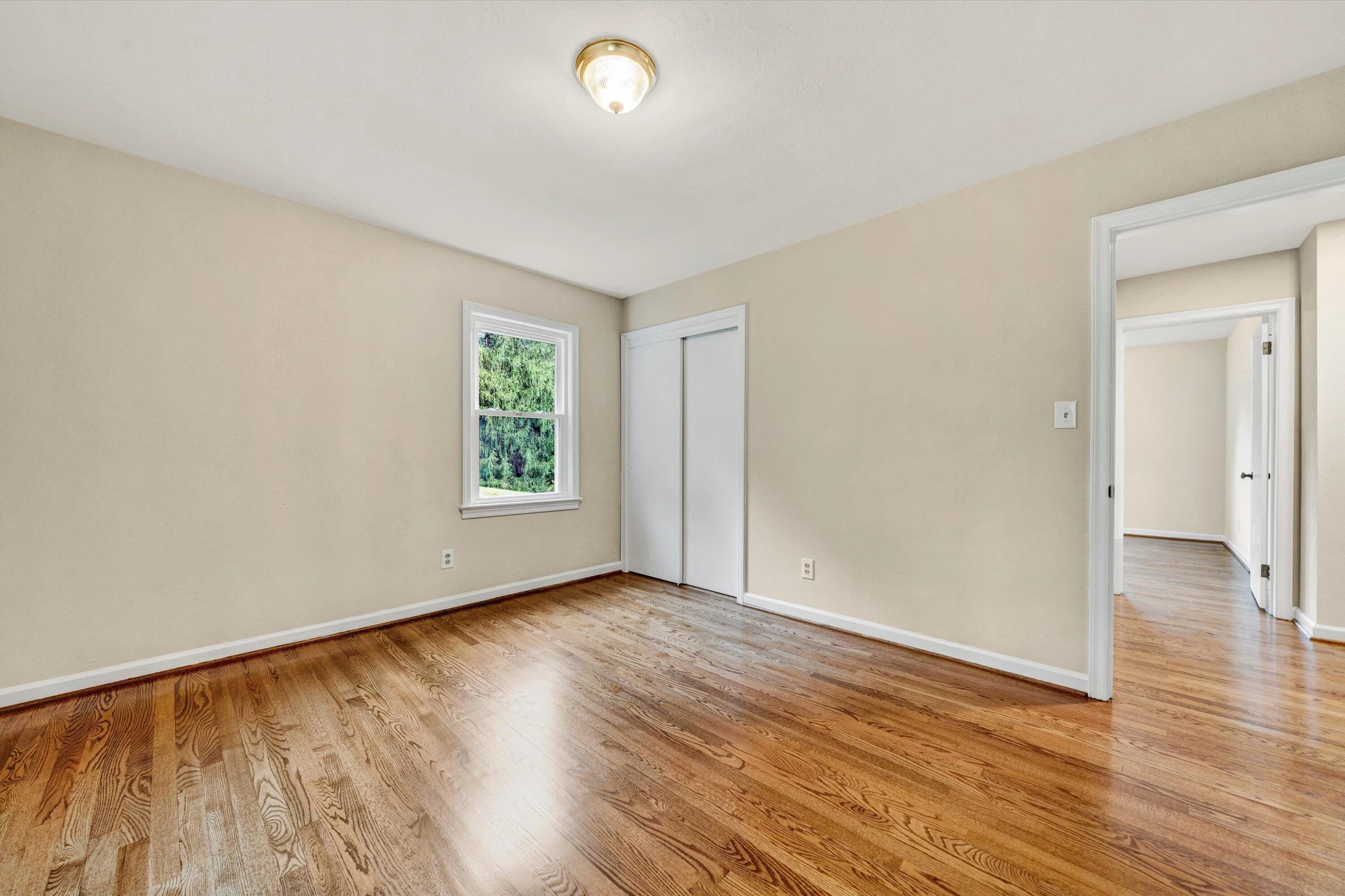 4913 Colonial AVE - Photo 22