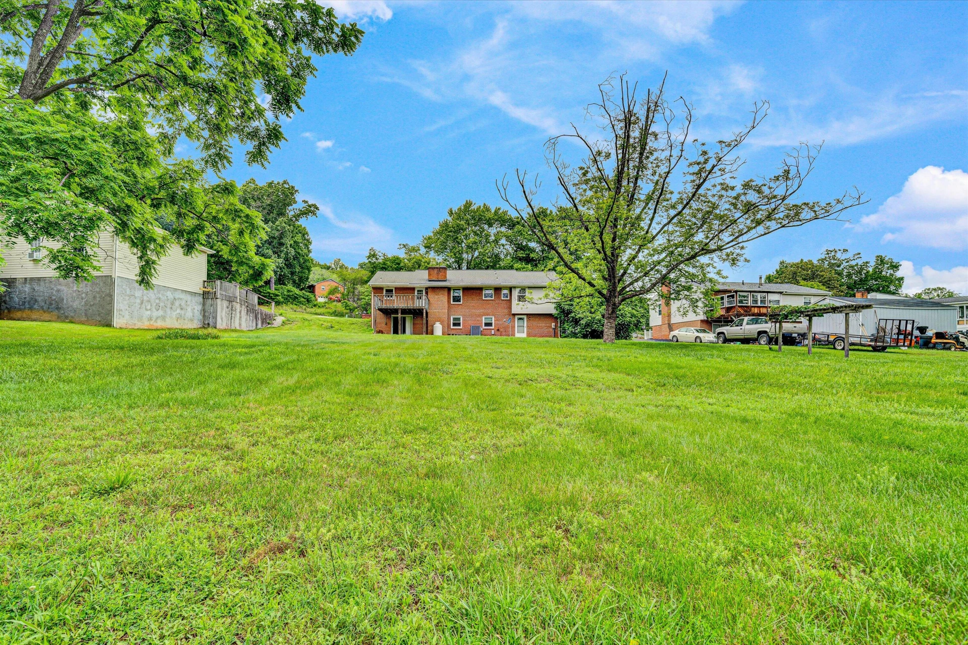 380 Lakeshore Terrace RD - Photo 18