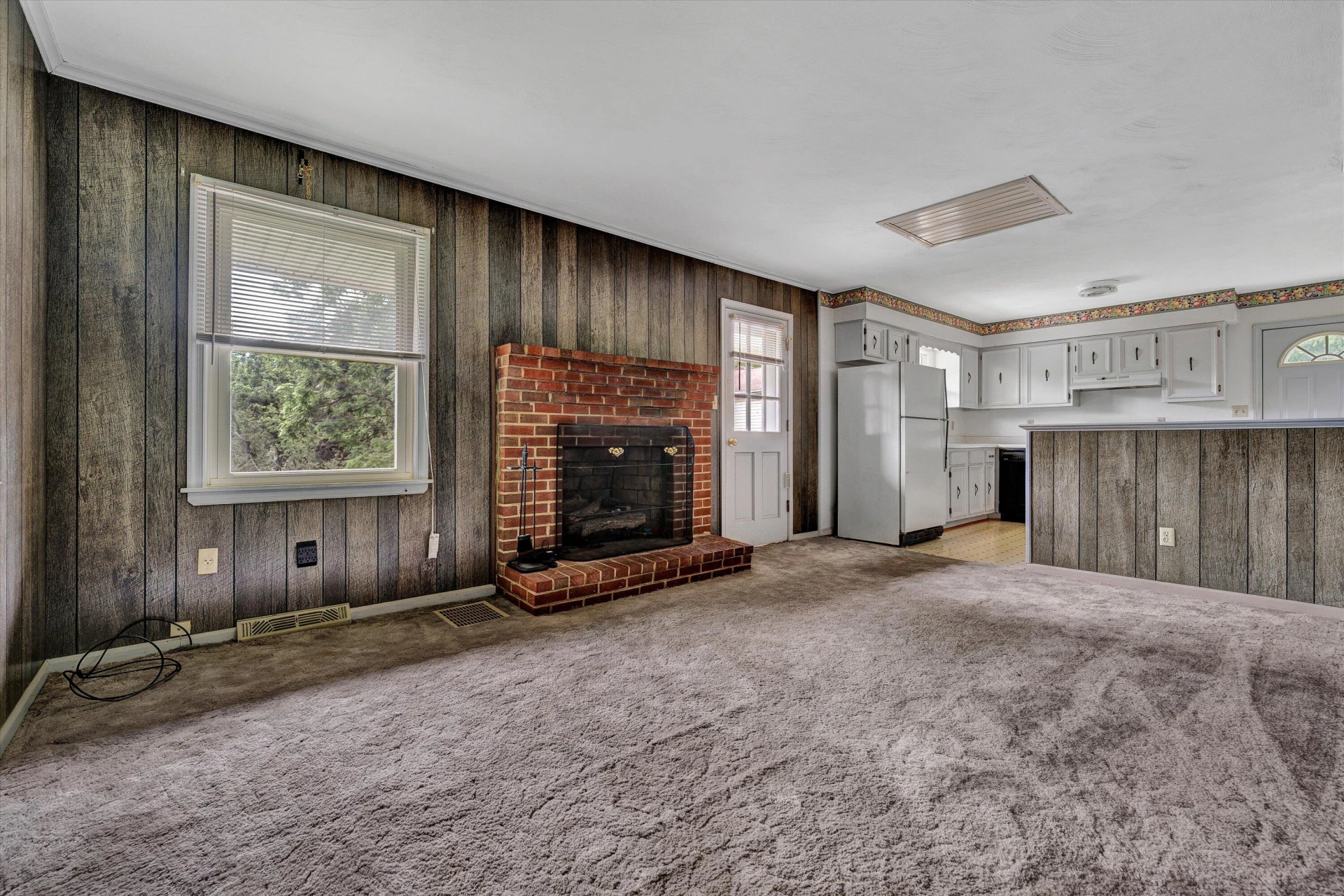 380 Lakeshore Terrace RD - Photo 5