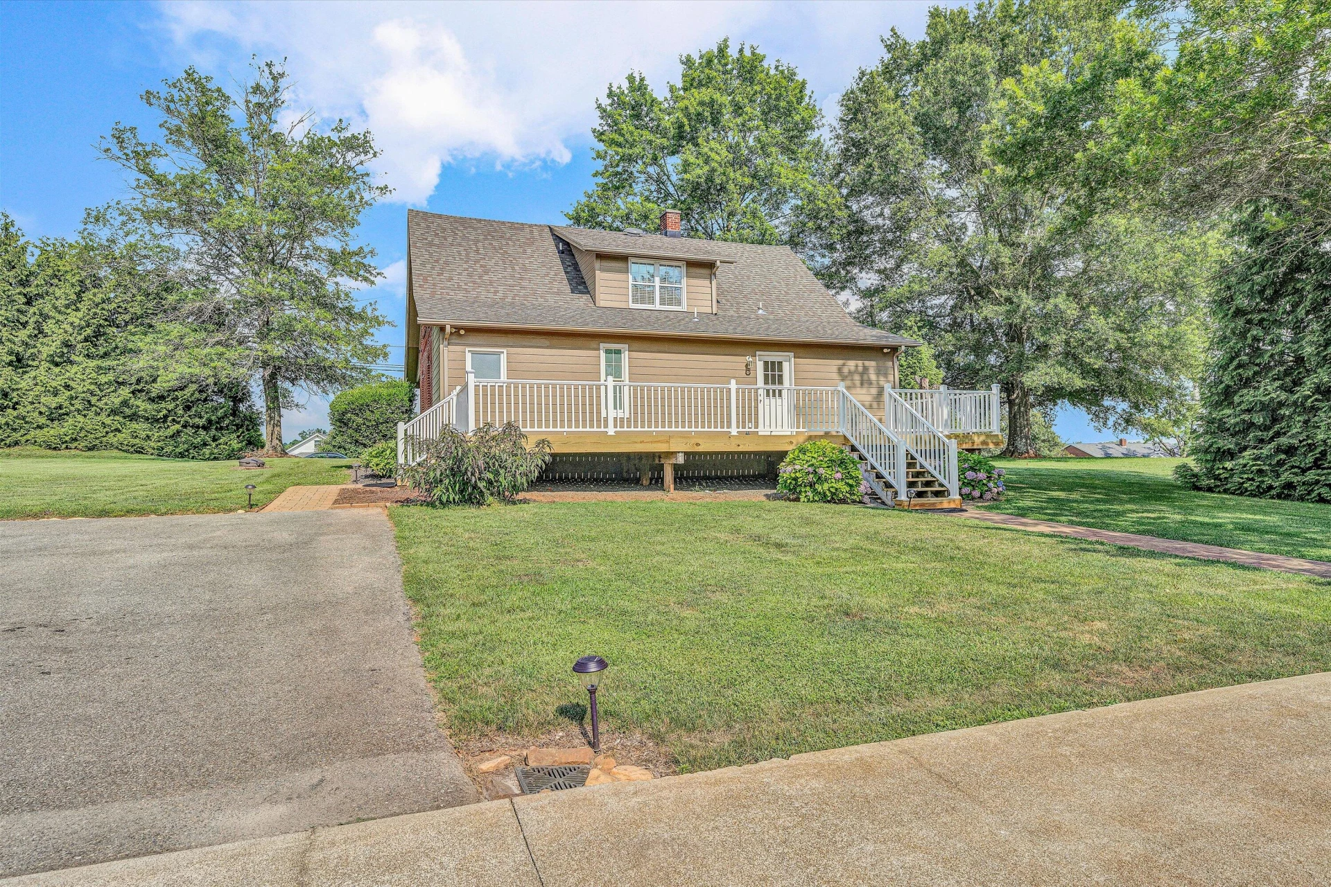 120 Nyle Ridge RD - Photo 50
